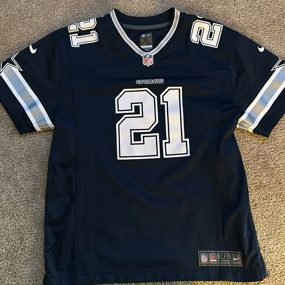 Ezekiel Elliot cowboys jersey